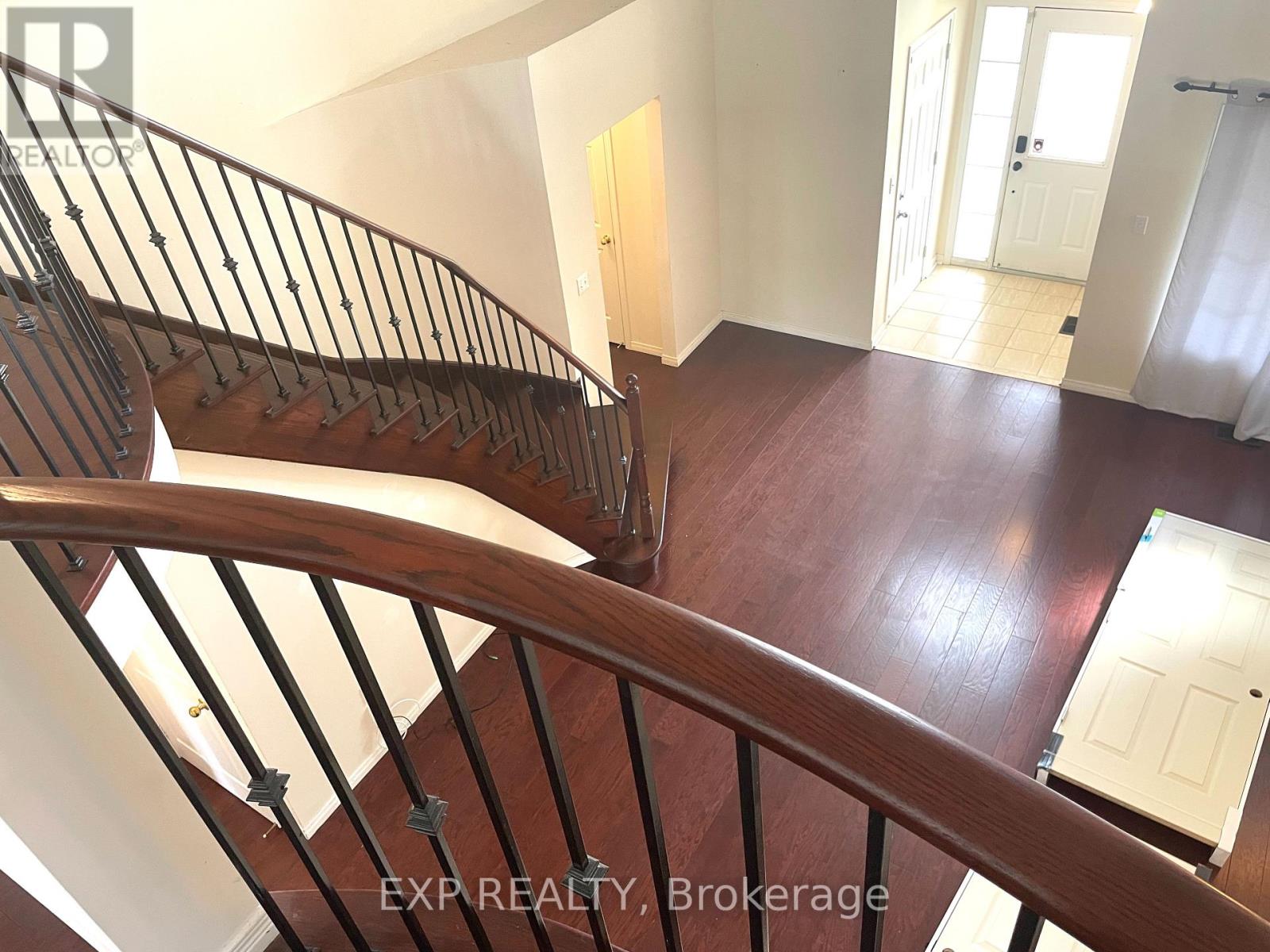 239 Cowling Heights, Peterborough West (North), Ontario  K9K 0B2 - Photo 16 - X12228274