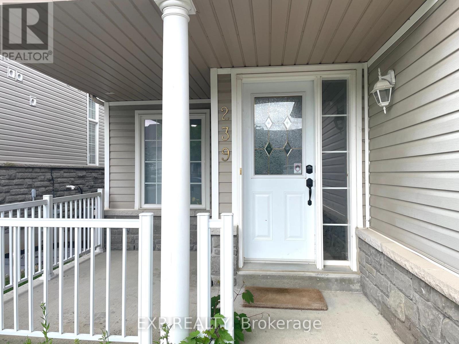 239 Cowling Heights, Peterborough West (North), Ontario  K9K 0B2 - Photo 2 - X12228274