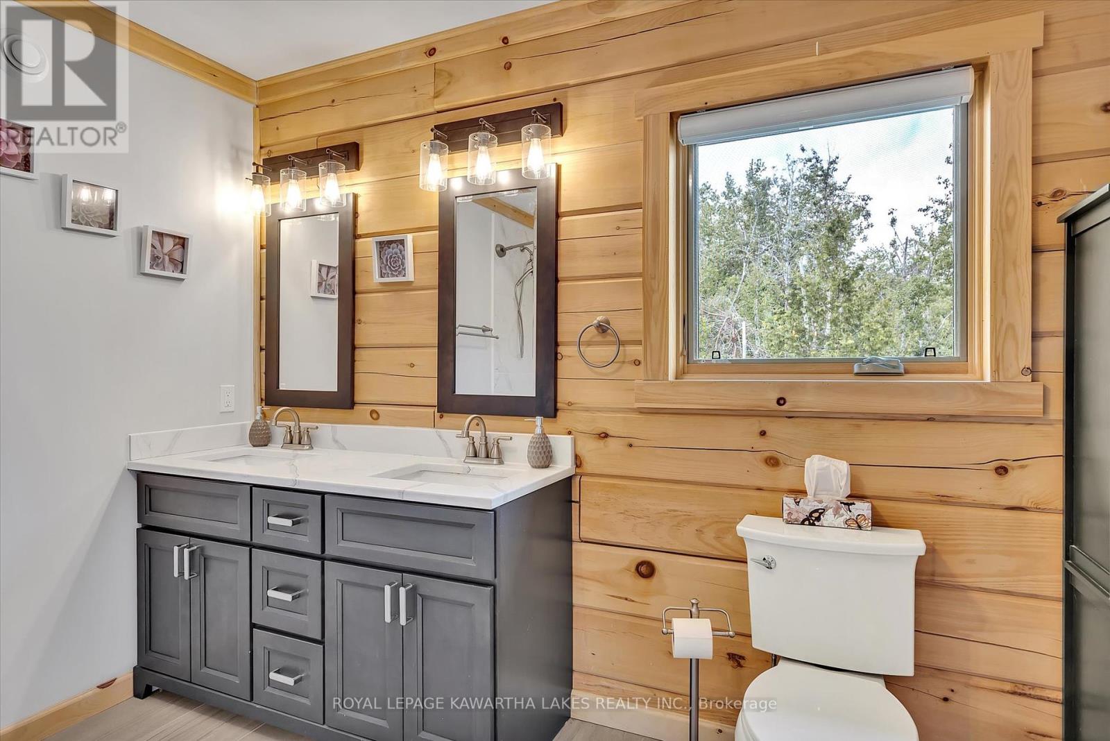 563 Heights Road, Kawartha Lakes (Ops), Ontario  K0L 2X0 - Photo 17 - X12228457
