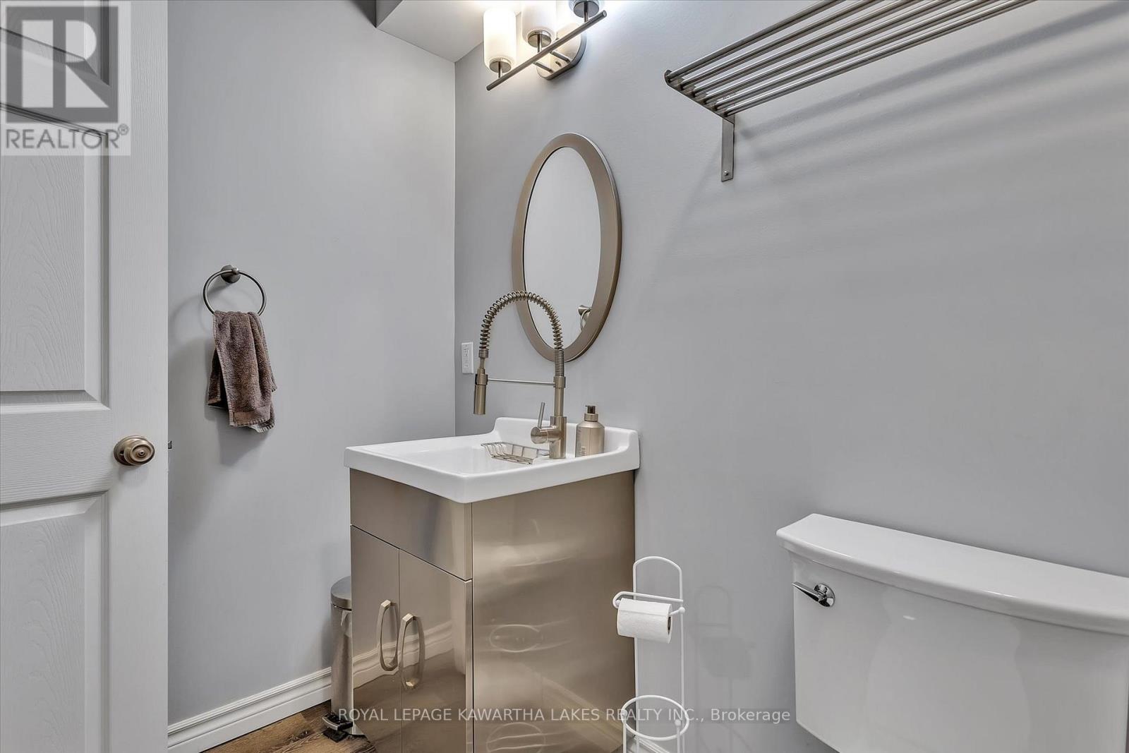 563 Heights Road, Kawartha Lakes (Ops), Ontario  K0L 2X0 - Photo 31 - X12228457