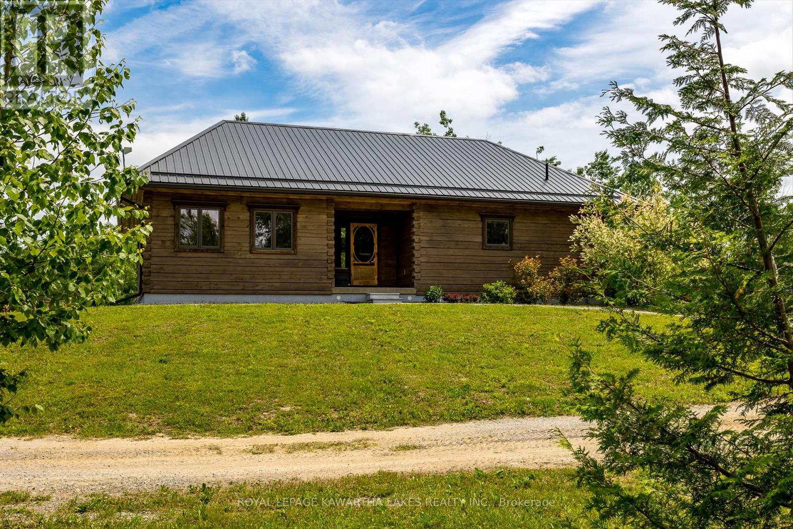563 Heights Road, Kawartha Lakes (Ops), Ontario  K0L 2X0 - Photo 4 - X12228457
