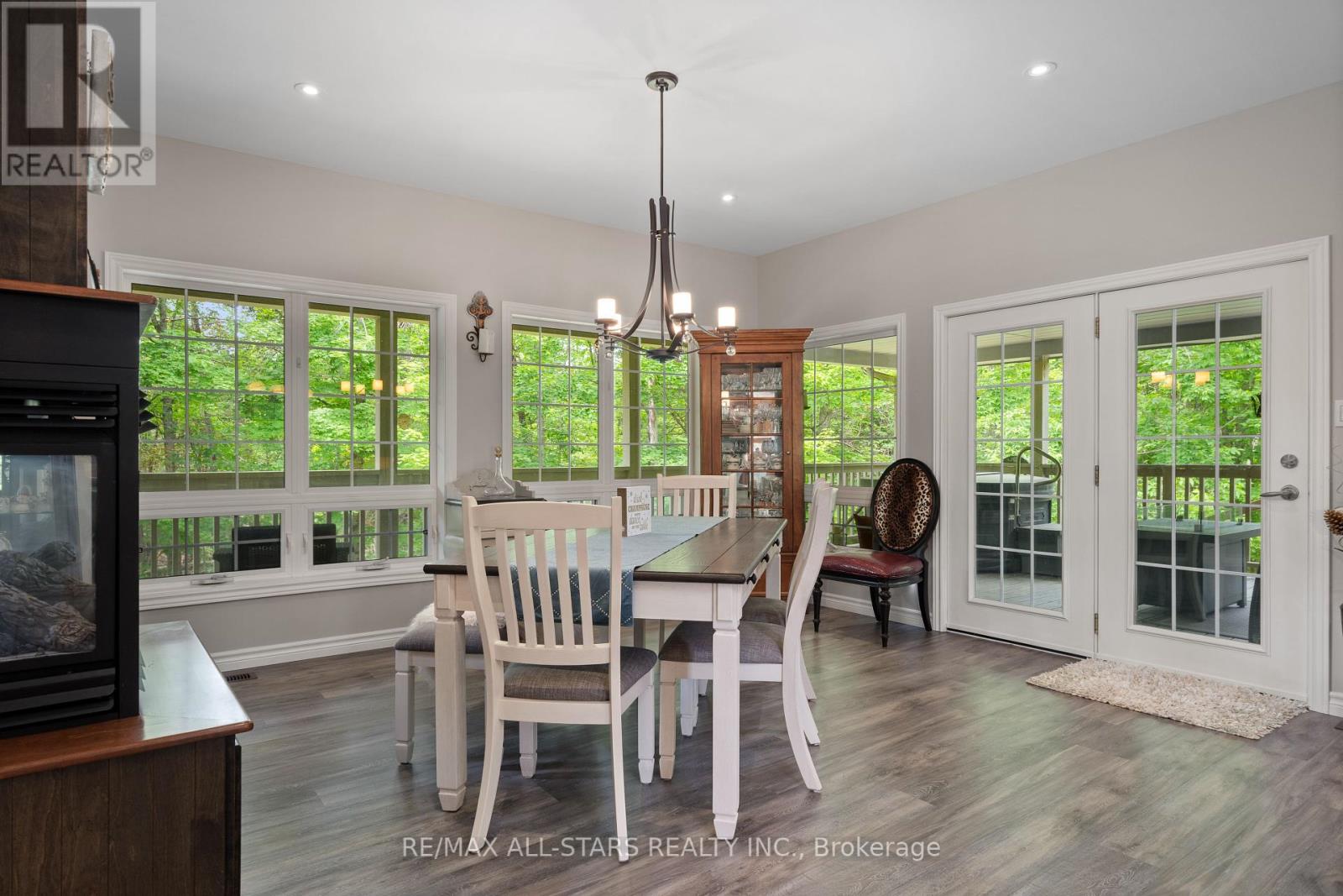 536 Golf Course Road, Douro-Dummer, Ontario  K0L 2H0 - Photo 14 - X12228515