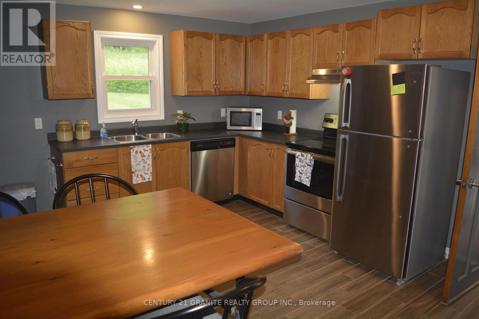 15 Battelle Road N, Bancroft (Bancroft Ward), Ontario  K0L 1C0 - Photo 7 - X12228668