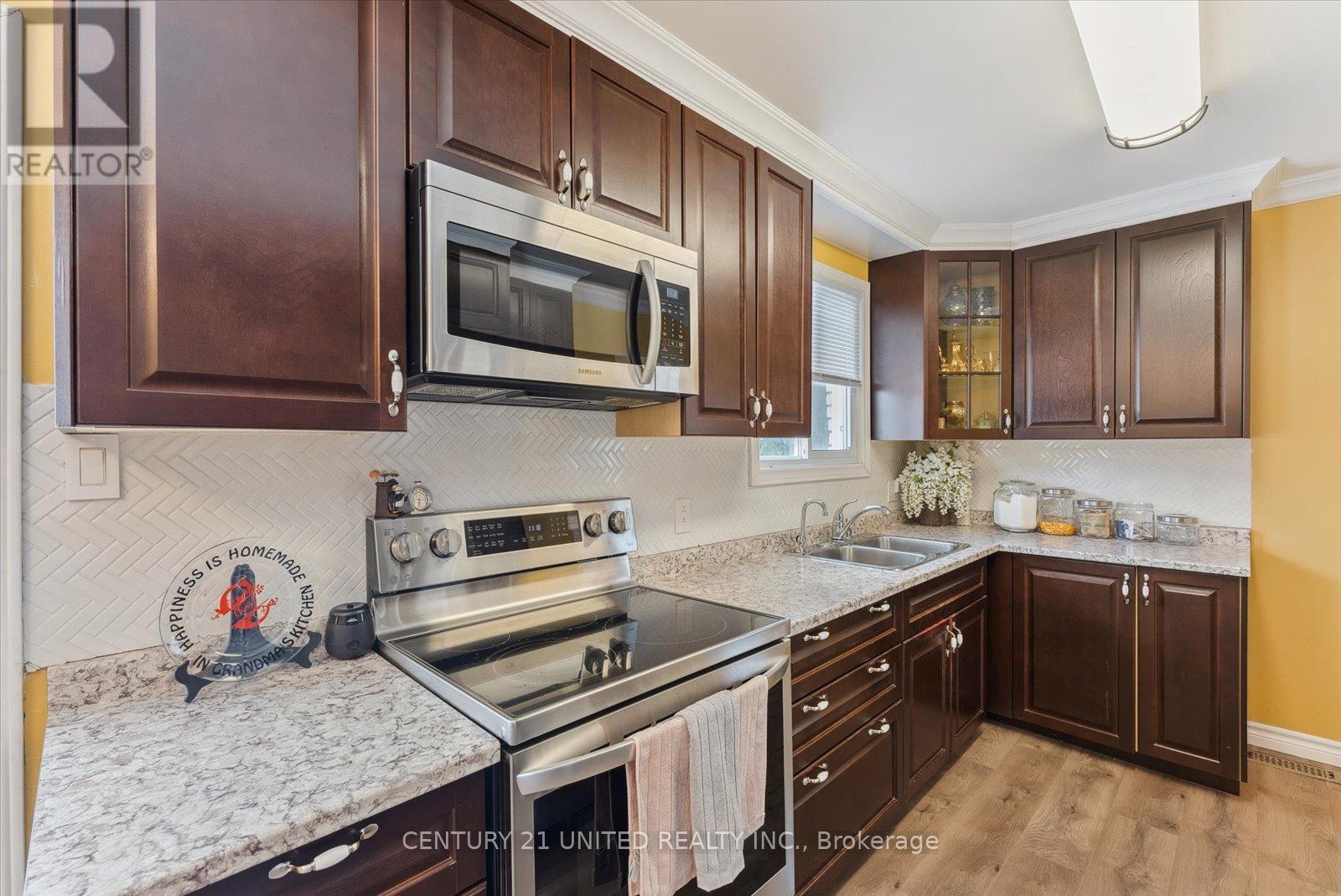 18 Cedarview Drive, Kawartha Lakes (Emily), Ontario  K0L 2W0 - Photo 15 - X12228879