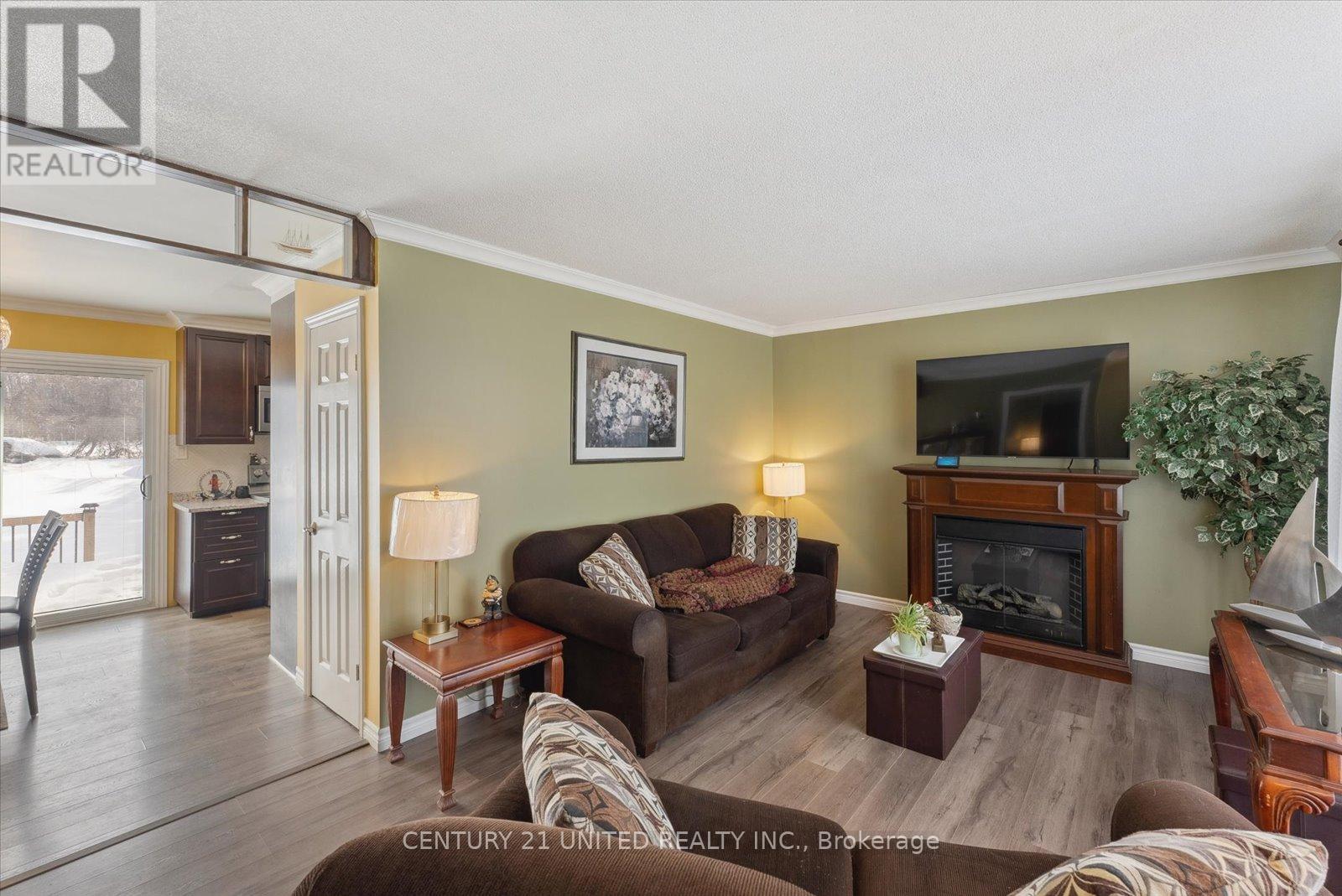 18 Cedarview Drive, Kawartha Lakes (Emily), Ontario  K0L 2W0 - Photo 7 - X12228879