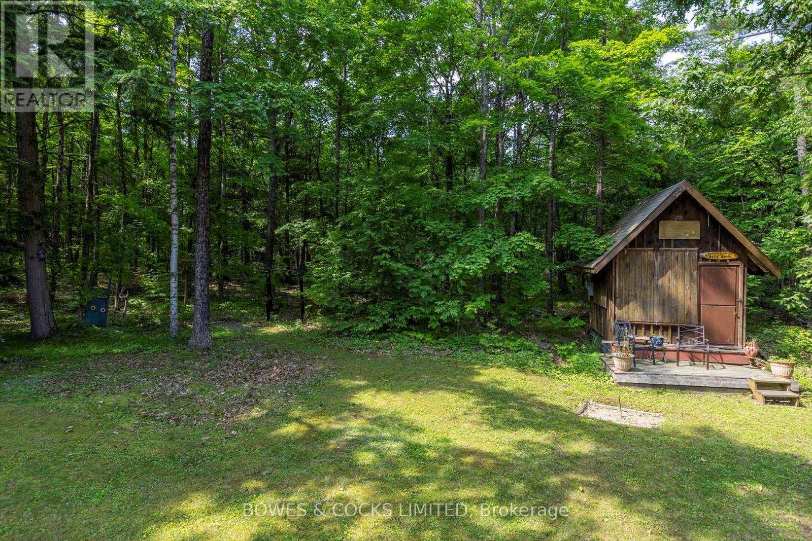 575 Golf Course Road, Douro-Dummer, Ontario  K0L 2H0 - Photo 11 - X12228954
