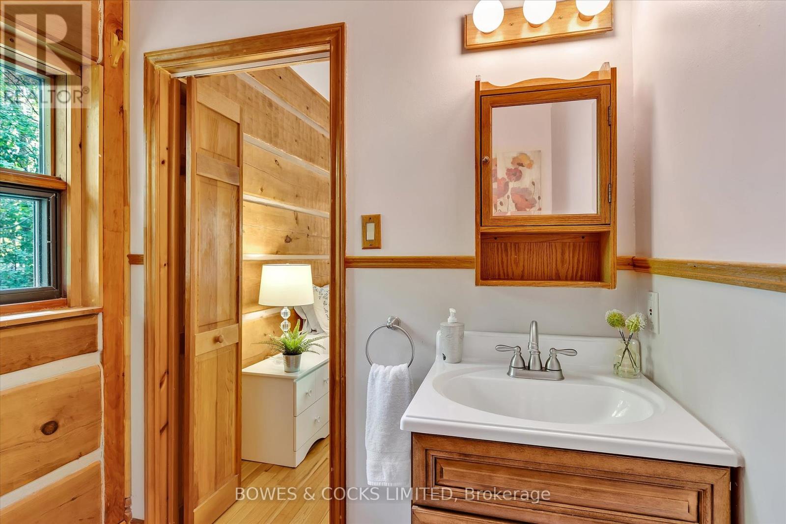 575 Golf Course Road, Douro-Dummer, Ontario  K0L 2H0 - Photo 29 - X12228954