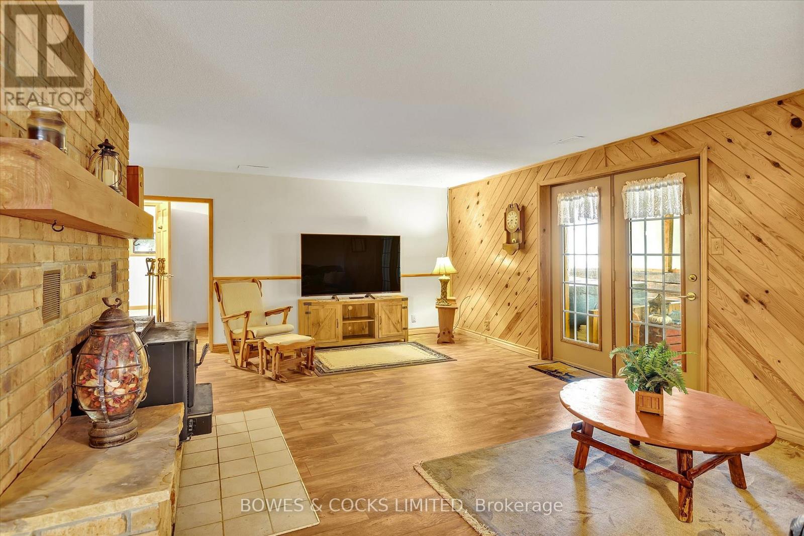 575 Golf Course Road, Douro-Dummer, Ontario  K0L 2H0 - Photo 40 - X12228954