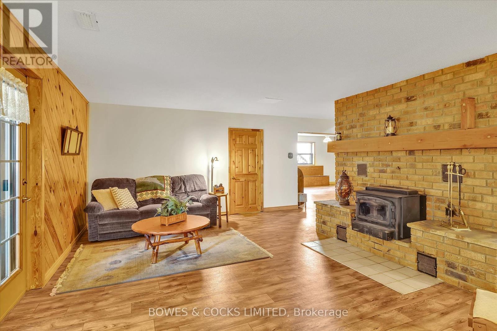 575 Golf Course Road, Douro-Dummer, Ontario  K0L 2H0 - Photo 41 - X12228954