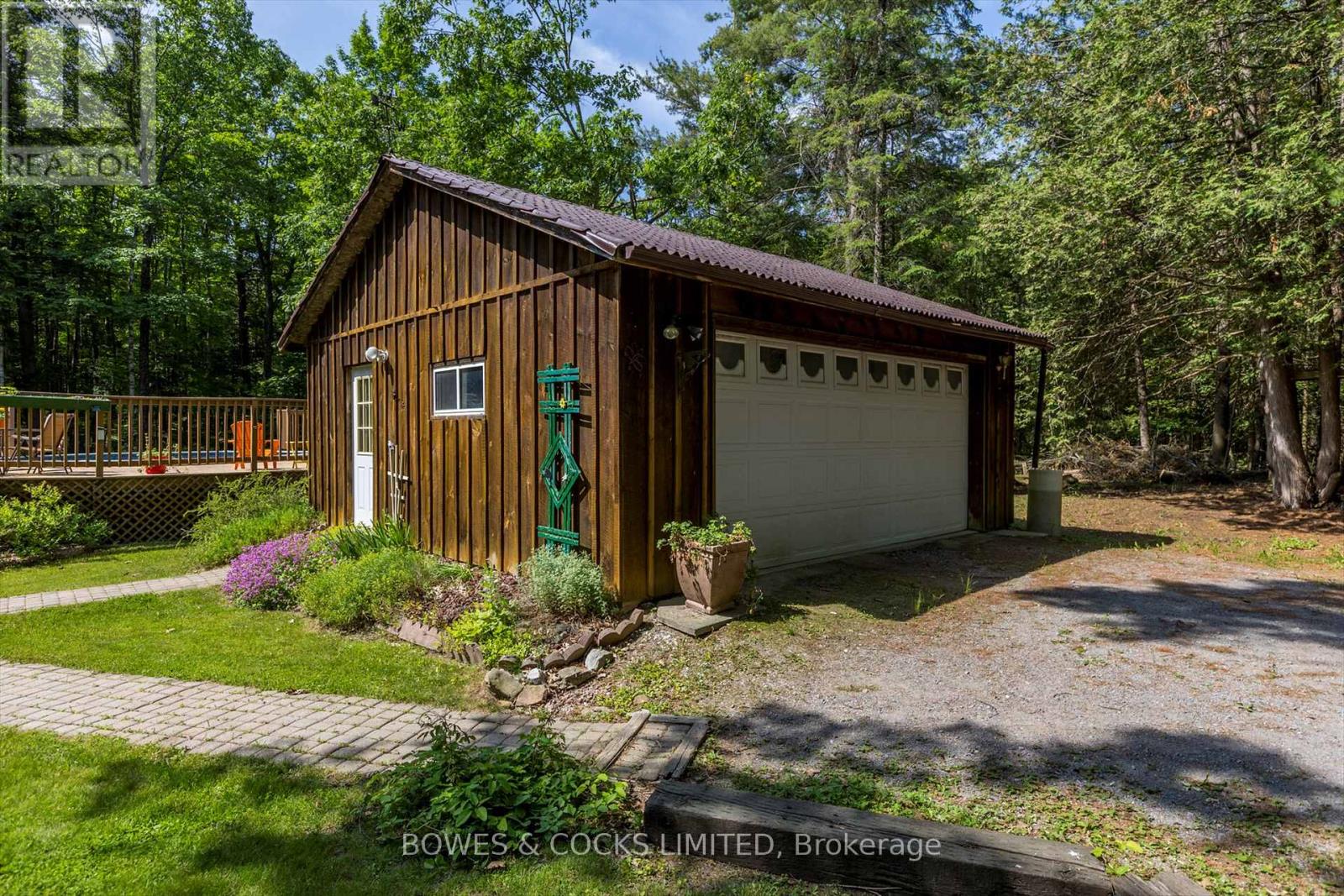 575 Golf Course Road, Douro-Dummer, Ontario  K0L 2H0 - Photo 5 - X12228954
