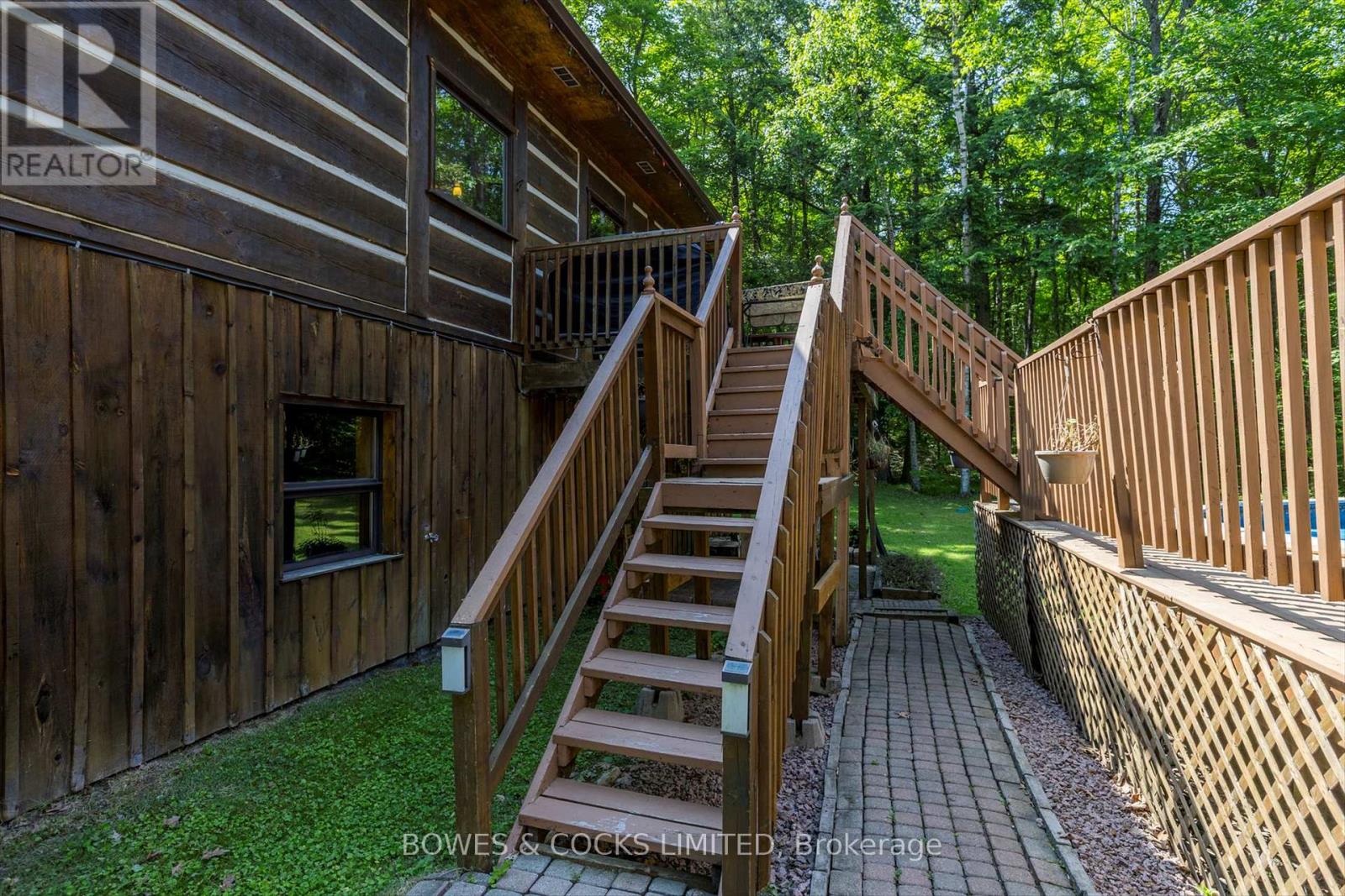 575 Golf Course Road, Douro-Dummer, Ontario  K0L 2H0 - Photo 6 - X12228954