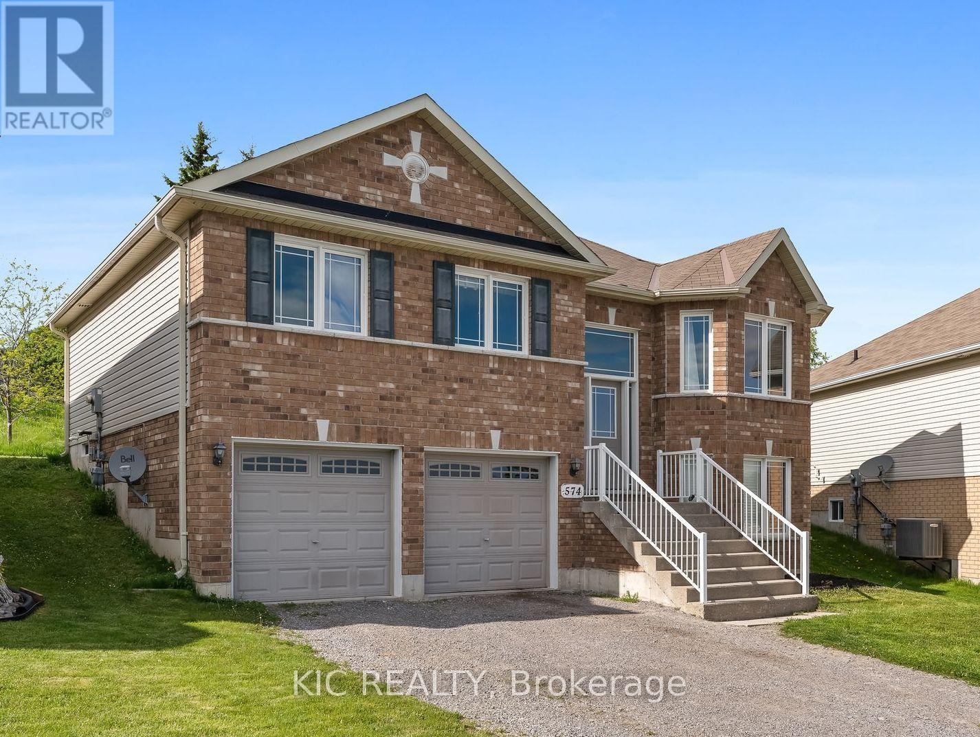 574 Clancy Crescent, Peterborough West (South), Ontario  K9K 2S2 - Photo 2 - X12229103