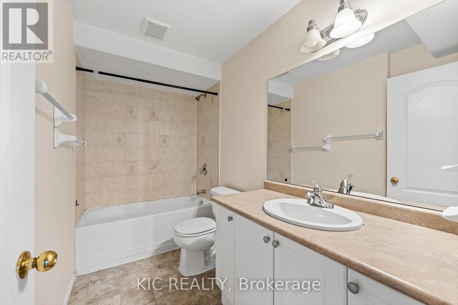 574 Clancy Crescent, Peterborough West (South), Ontario  K9K 2S2 - Photo 31 - X12229103