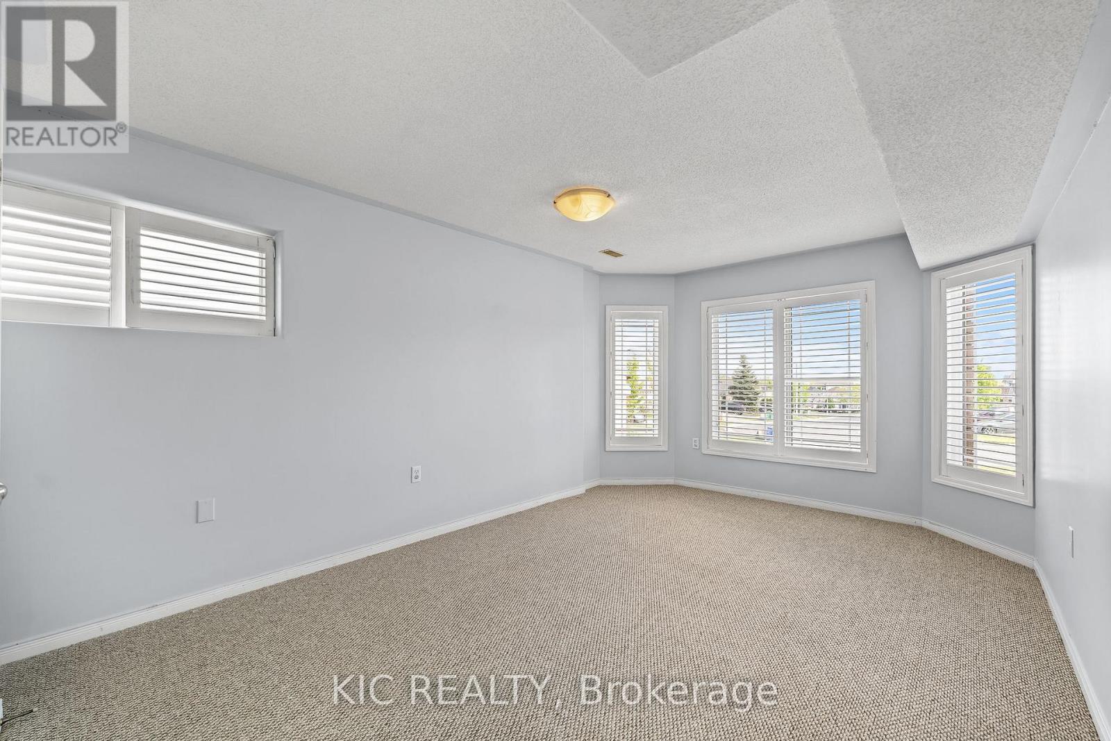 574 Clancy Crescent, Peterborough West (South), Ontario  K9K 2S2 - Photo 36 - X12229103