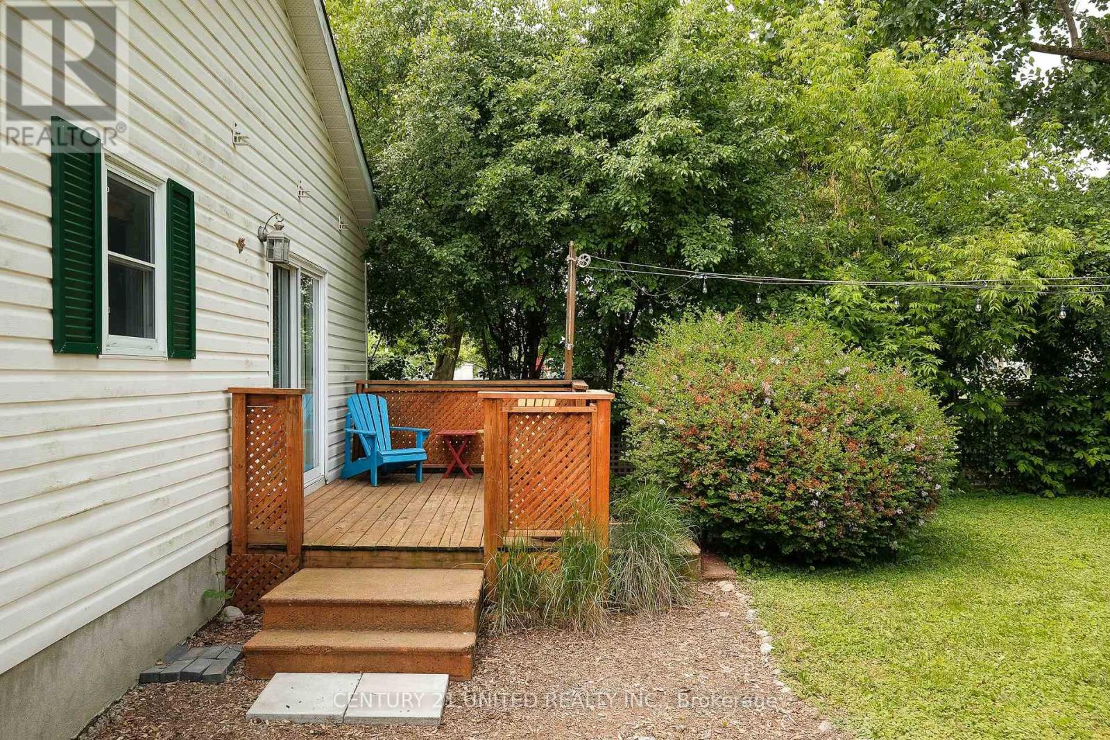 668 Brown Street, Peterborough Central (South), Ontario  K9J 4K5 - Photo 26 - X12229278