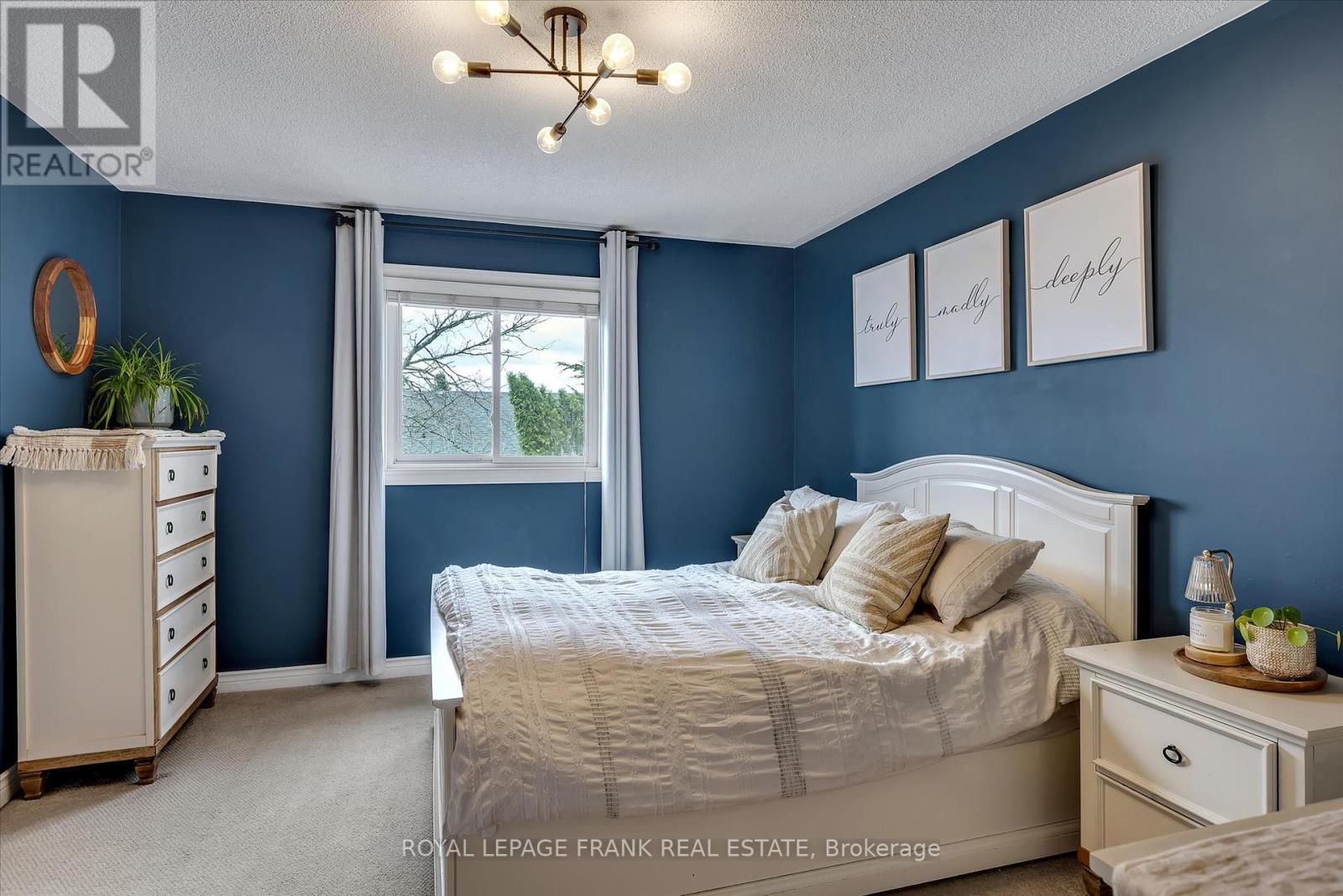595 Westman Avenue, Peterborough West (South), Ontario  K9K 2H3 - Photo 20 - X12229297