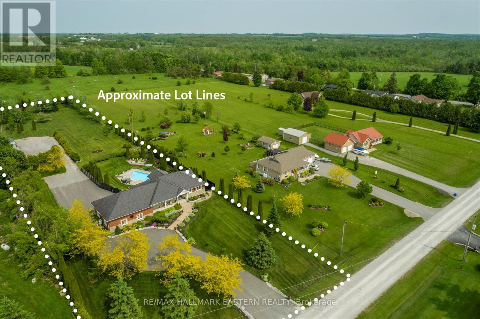 1265 Floods Drive, Selwyn, Ontario  K0L 1T0 - Photo 48 - X12229364