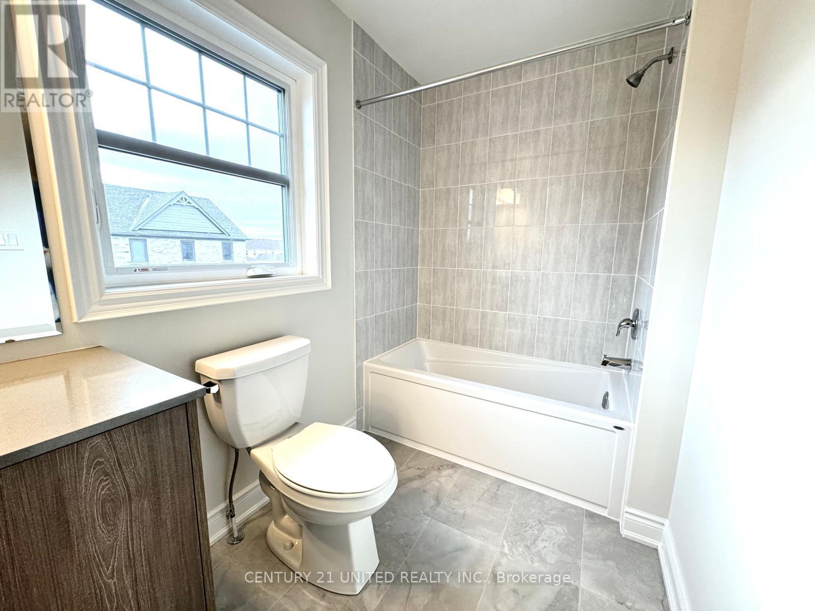 1068 Rippingale Trail, Peterborough North (North), Ontario  K9H 0C4 - Photo 10 - X12229473