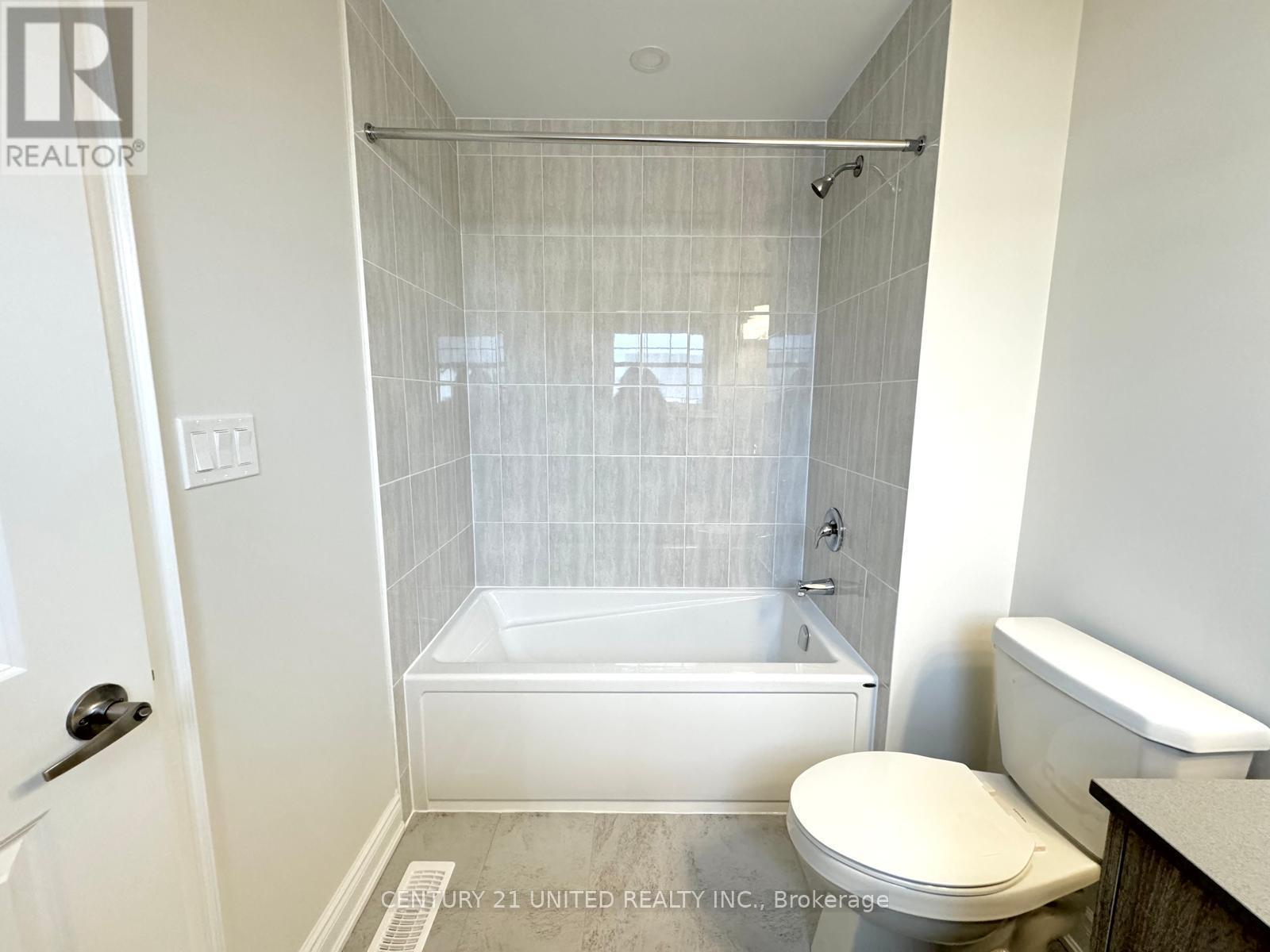 1068 Rippingale Trail, Peterborough North (North), Ontario  K9H 0C4 - Photo 16 - X12229473