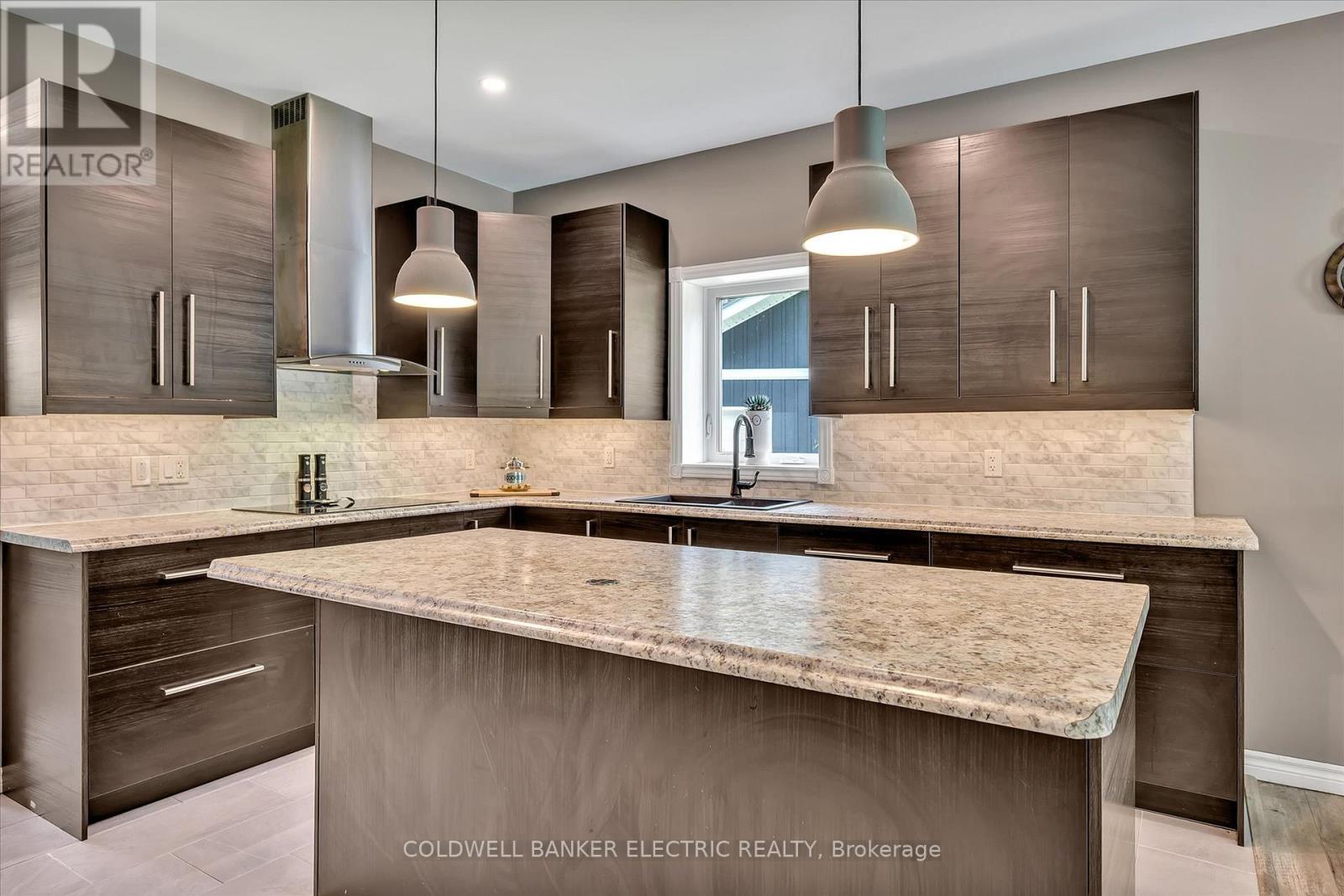 60 Ennis Road, Selwyn, Ontario  K0L 1T0 - Photo 13 - X12229552