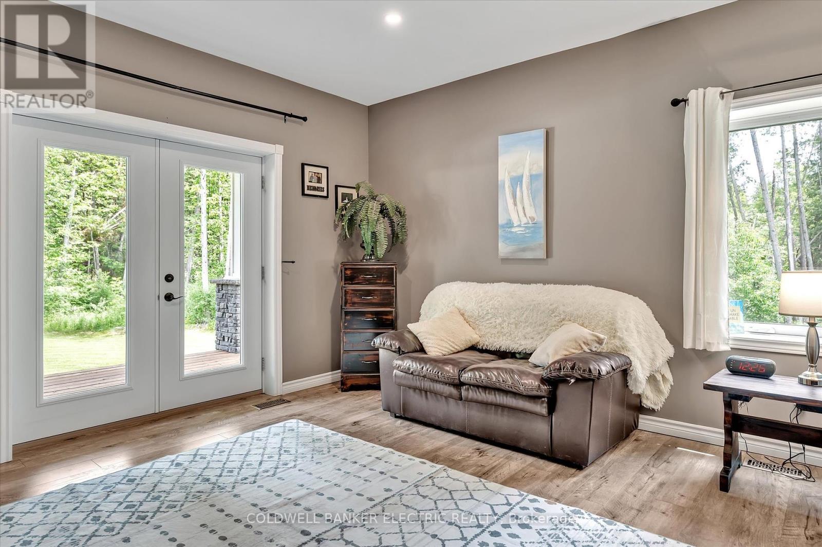 60 Ennis Road, Selwyn, Ontario  K0L 1T0 - Photo 17 - X12229552