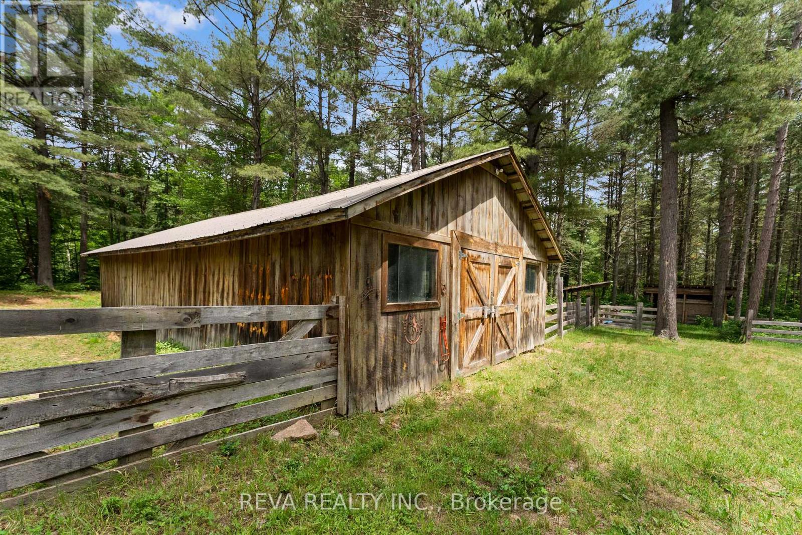 32 Papineau Lake Road, Hastings Highlands (Wicklow Ward), Ontario  K0L 2R0 - Photo 30 - X12229707