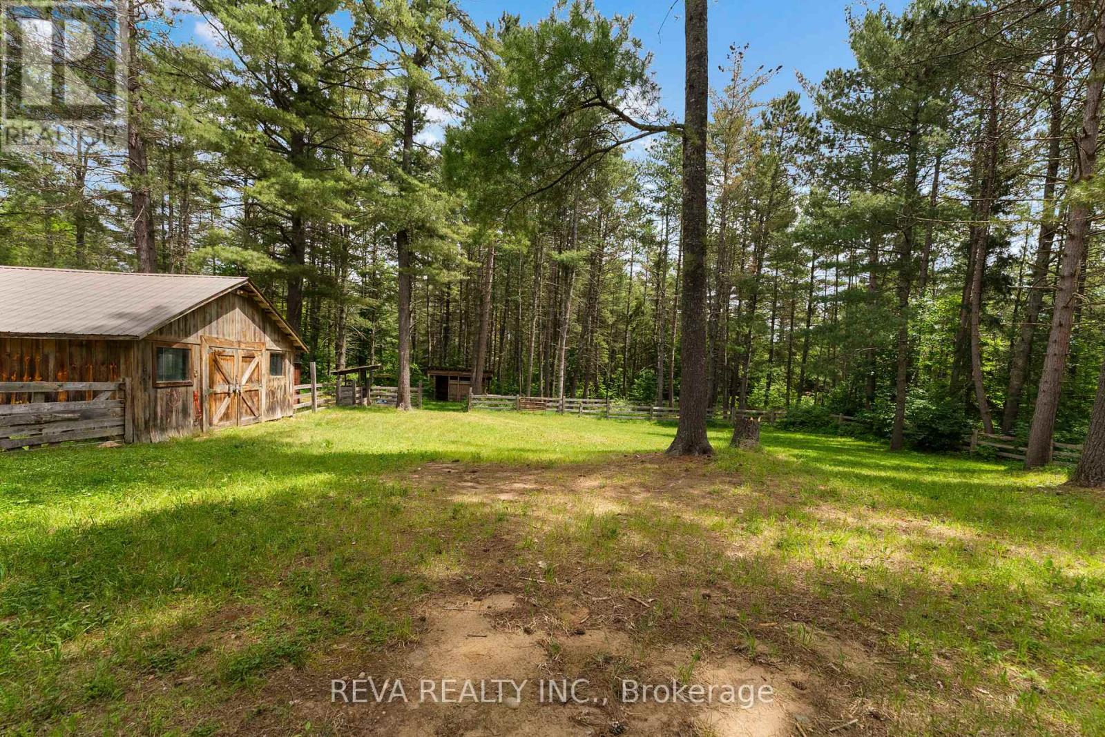 32 Papineau Lake Road, Hastings Highlands (Wicklow Ward), Ontario  K0L 2R0 - Photo 31 - X12229707