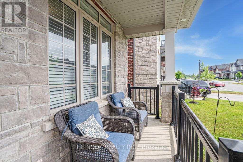 70 Highlands Boulevard, Cavan Monaghan (Cavan Twp), Ontario  L0A 1G0 - Photo 3 - X12229813