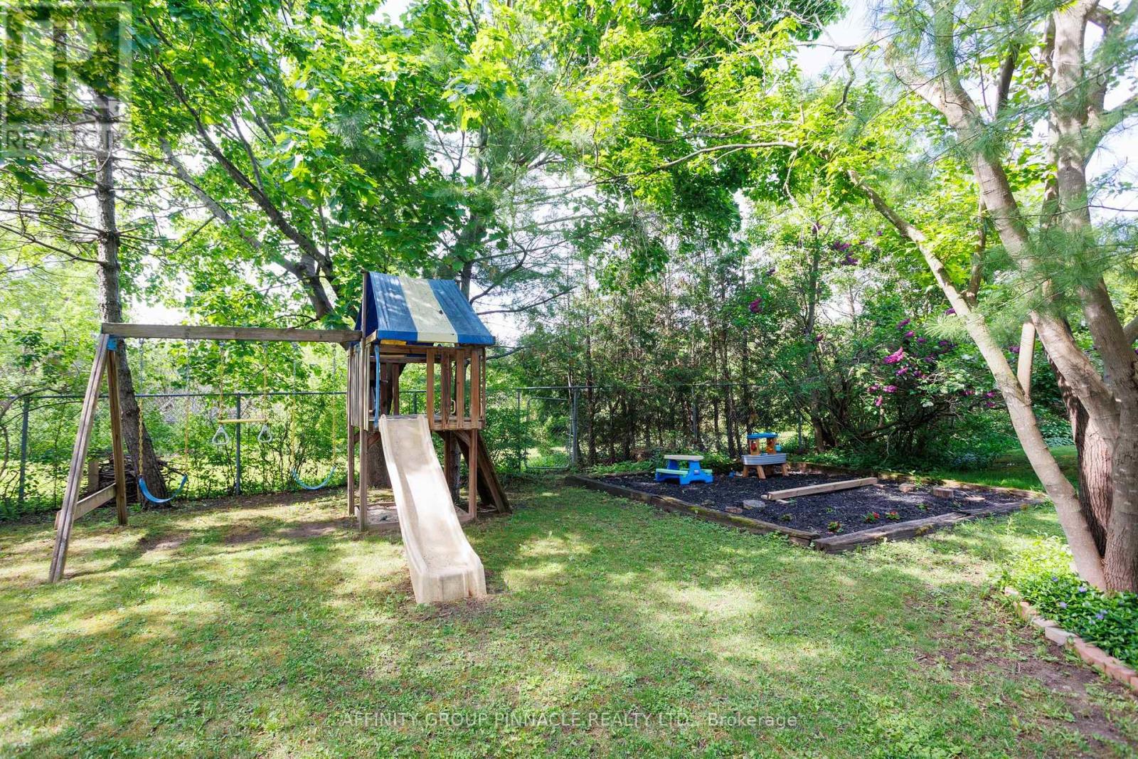 21 Mcdonagh Drive, Kawartha Lakes (Lindsay), Ontario  K9V 5A9 - Photo 46 - X12229904