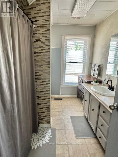 577 Paterson Street, Peterborough Central (South), Ontario  K9J 4P9 - Photo 23 - X12229937