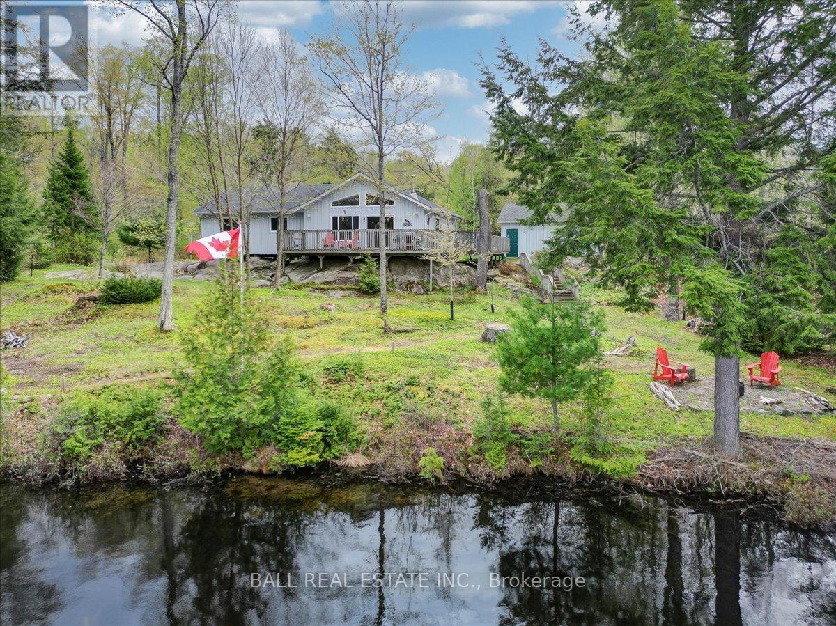 305 Terry's Lane, Addington Highlands, Ontario  K0L 1W0 - Photo 2 - X12229985