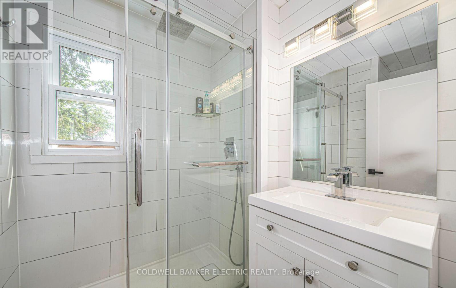 820 Island 28, Havelock-Belmont-Methuen, Ontario  K0L 1A0 - Photo 31 - X12230043