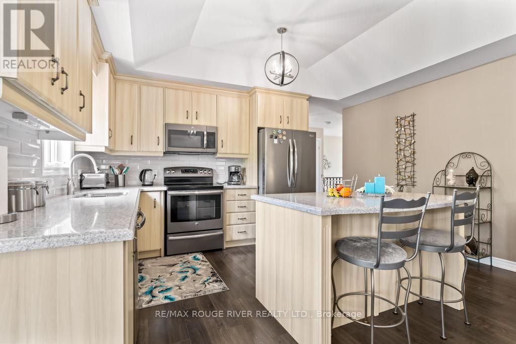 24 Milner Court, Kawartha Lakes (Lindsay), Ontario  K9V 0L2 - Photo 19 - X12230101