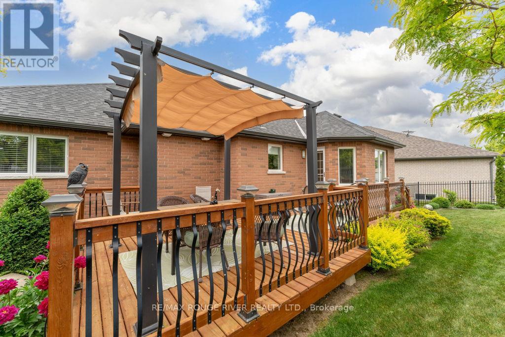 24 Milner Court, Kawartha Lakes (Lindsay), Ontario  K9V 0L2 - Photo 36 - X12230101