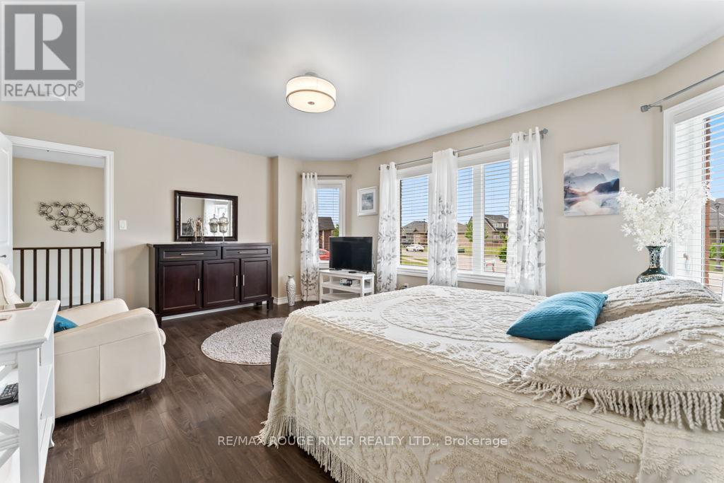 24 Milner Court, Kawartha Lakes (Lindsay), Ontario  K9V 0L2 - Photo 8 - X12230101