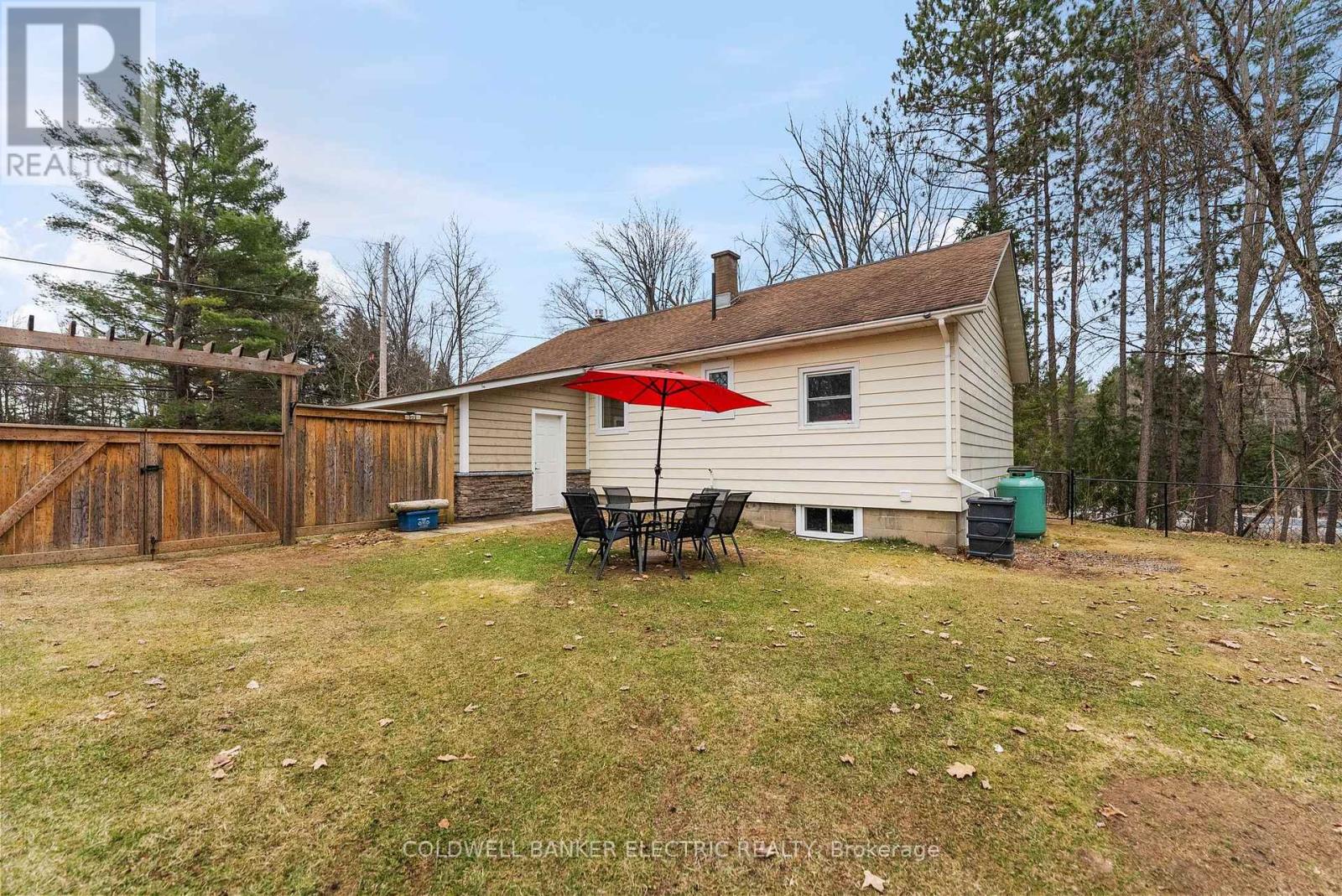58 River Street, North Kawartha, Ontario  K0L 1A0 - Photo 26 - X12230756