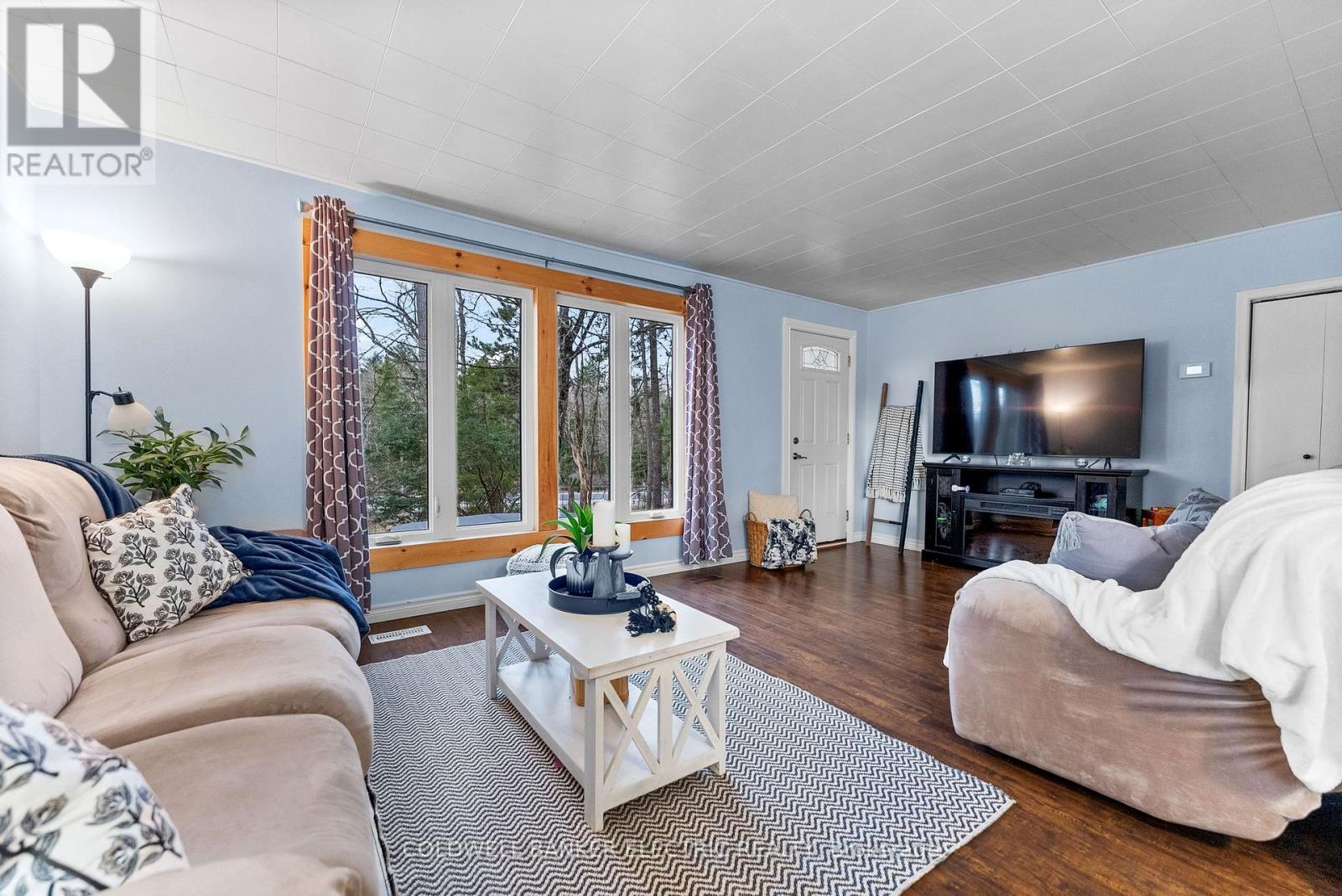 58 River Street, North Kawartha, Ontario  K0L 1A0 - Photo 5 - X12230756