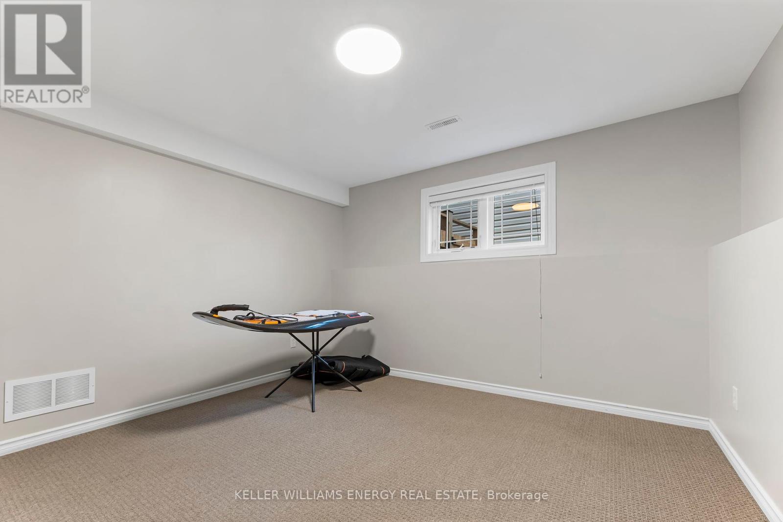 104 Bowen Drive, Peterborough North (North), Ontario  K9H 0B8 - Photo 25 - X12230832