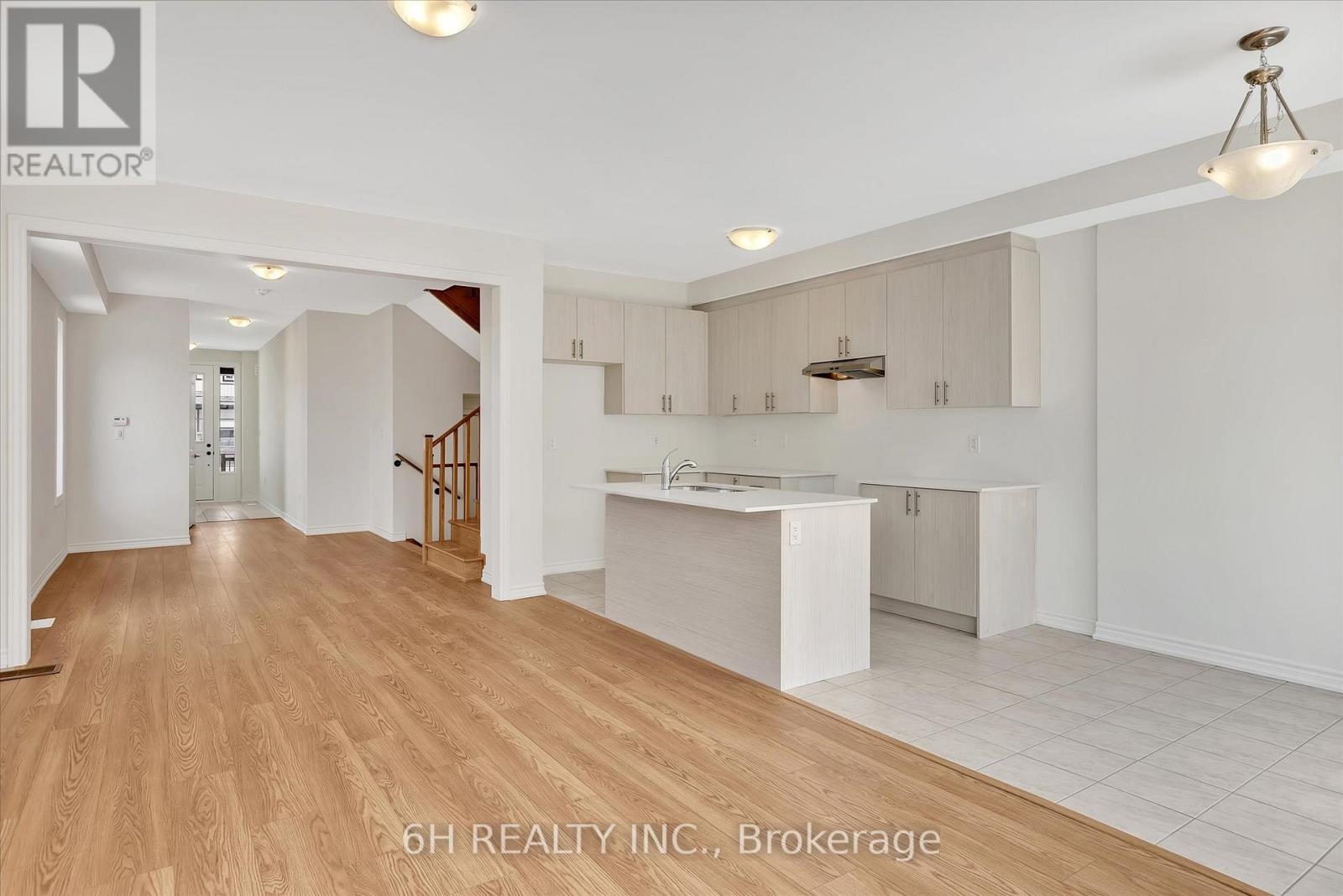 732 Carpenter Trail, Peterborough North (North), Ontario  K9K 0J3 - Photo 10 - X12230877