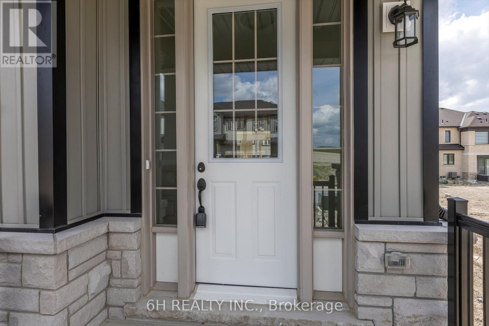 732 Carpenter Trail, Peterborough North (North), Ontario  K9K 0J3 - Photo 3 - X12230877
