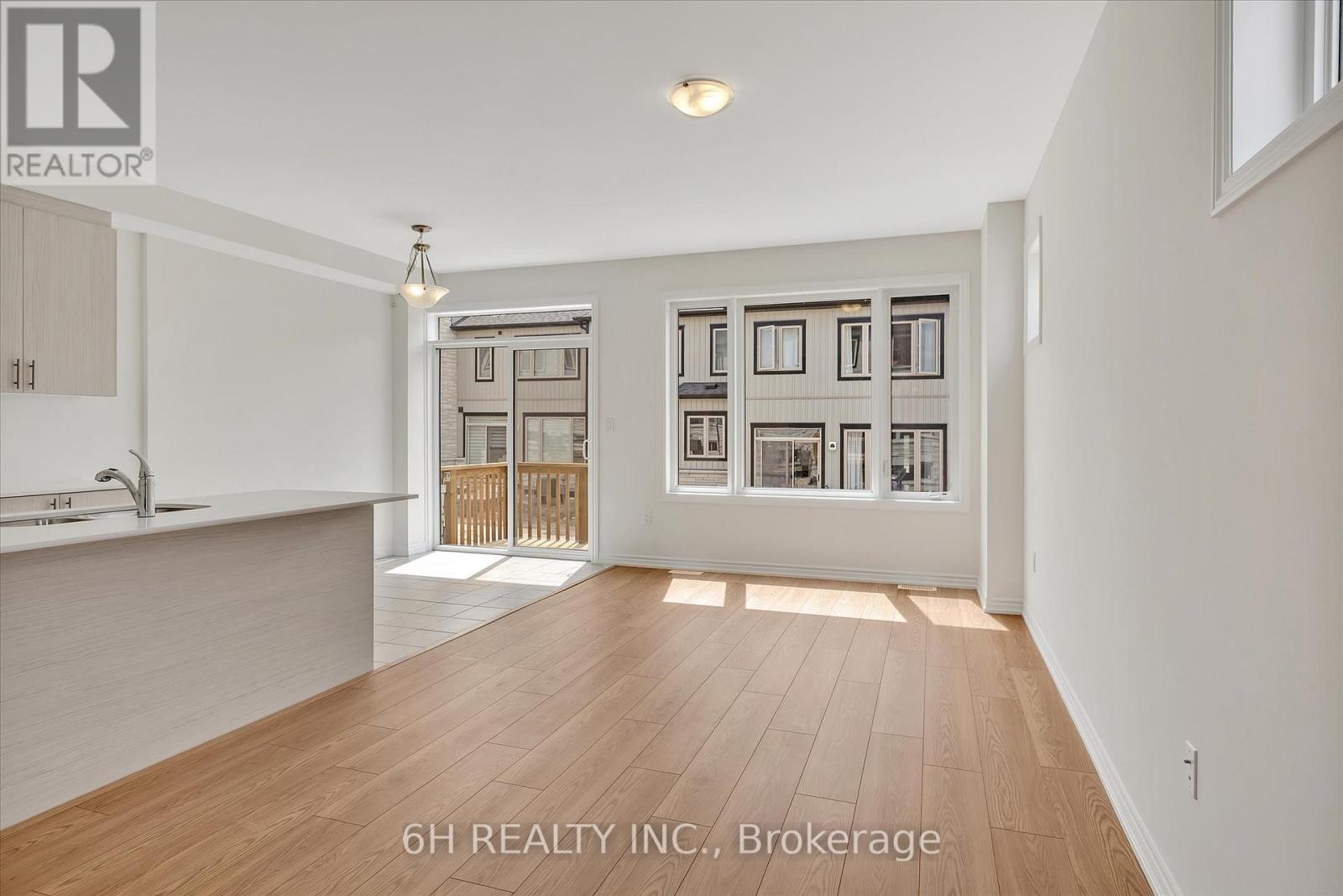 732 Carpenter Trail, Peterborough North (North), Ontario  K9K 0J3 - Photo 6 - X12230877