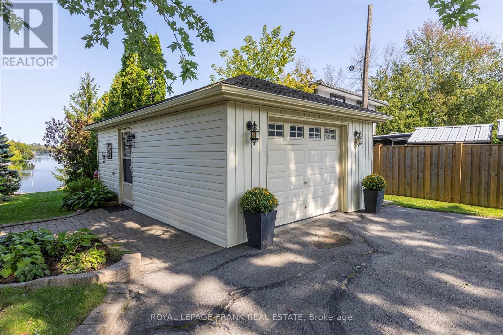 490 Mcconnell Drive, Selwyn, Ontario  K9J 0C5 - Photo 37 - X12231641
