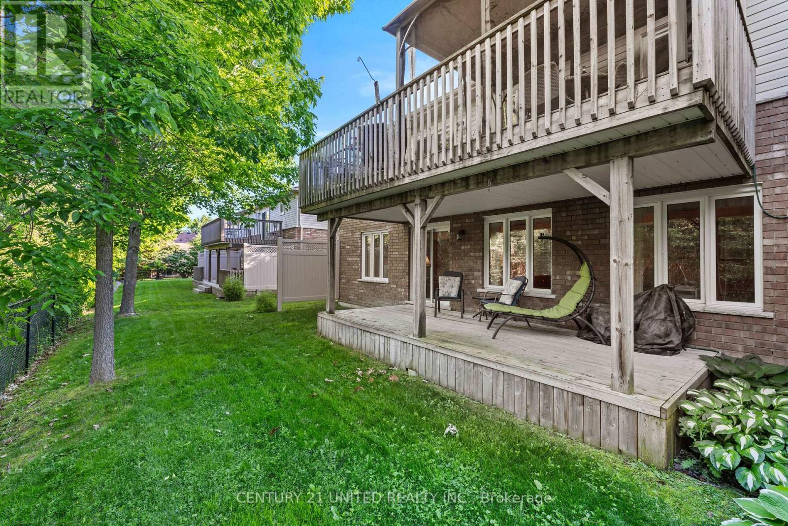15 - 909 Wentworth Street, Peterborough West (Central), Ontario  K9J 8R7 - Photo 10 - X12229379