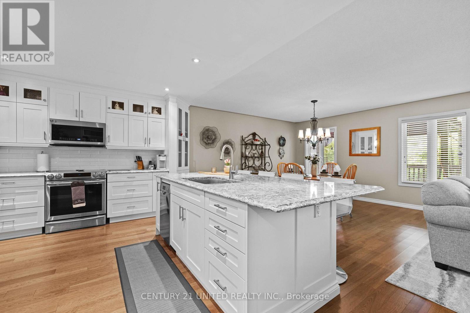 15 - 909 Wentworth Street, Peterborough West (Central), Ontario  K9J 8R7 - Photo 25 - X12229379