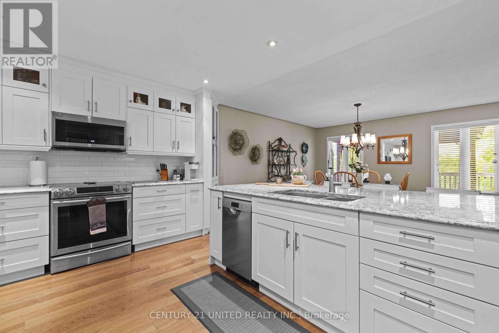 15 - 909 Wentworth Street, Peterborough West (Central), Ontario  K9J 8R7 - Photo 28 - X12229379