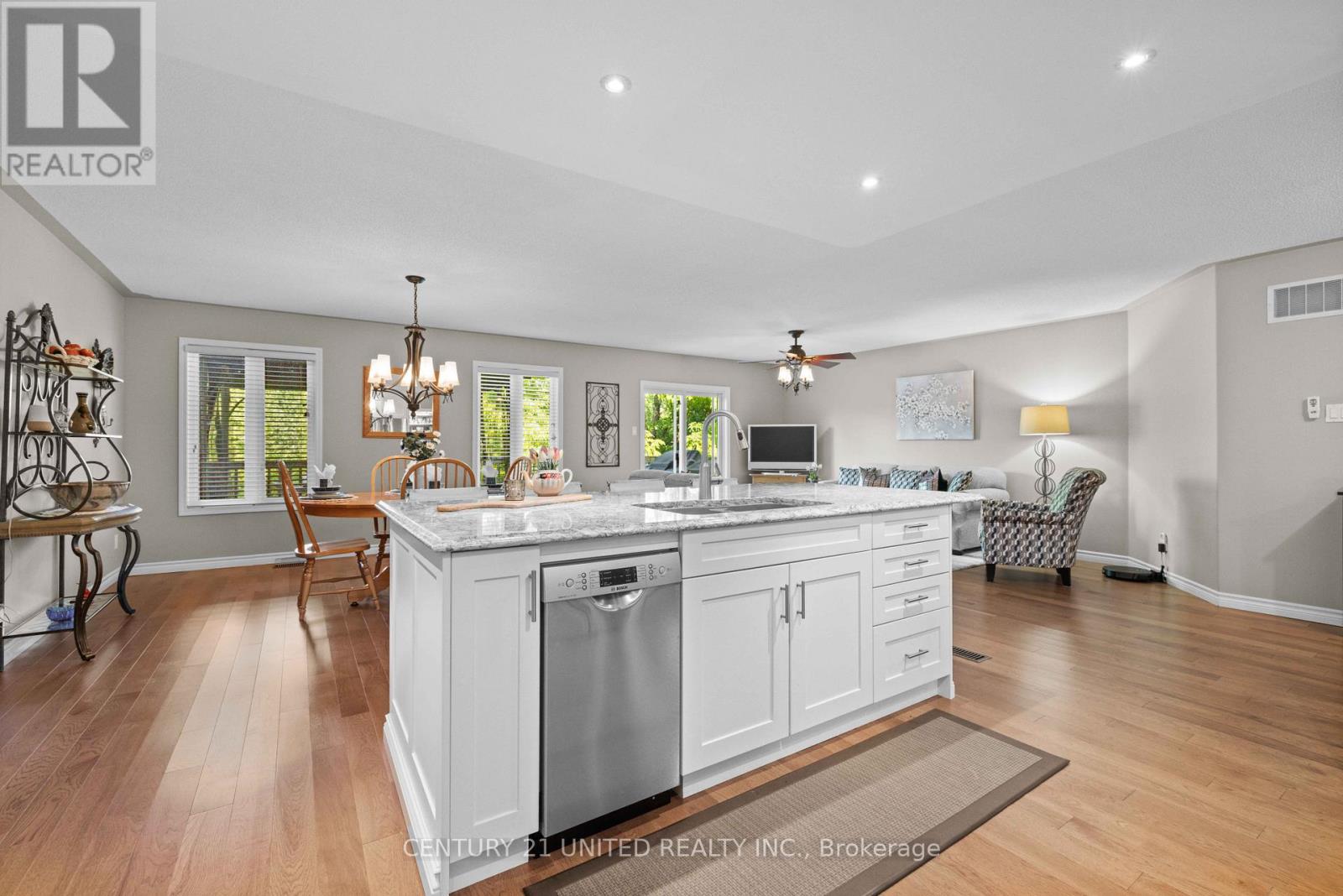 15 - 909 Wentworth Street, Peterborough West (Central), Ontario  K9J 8R7 - Photo 29 - X12229379