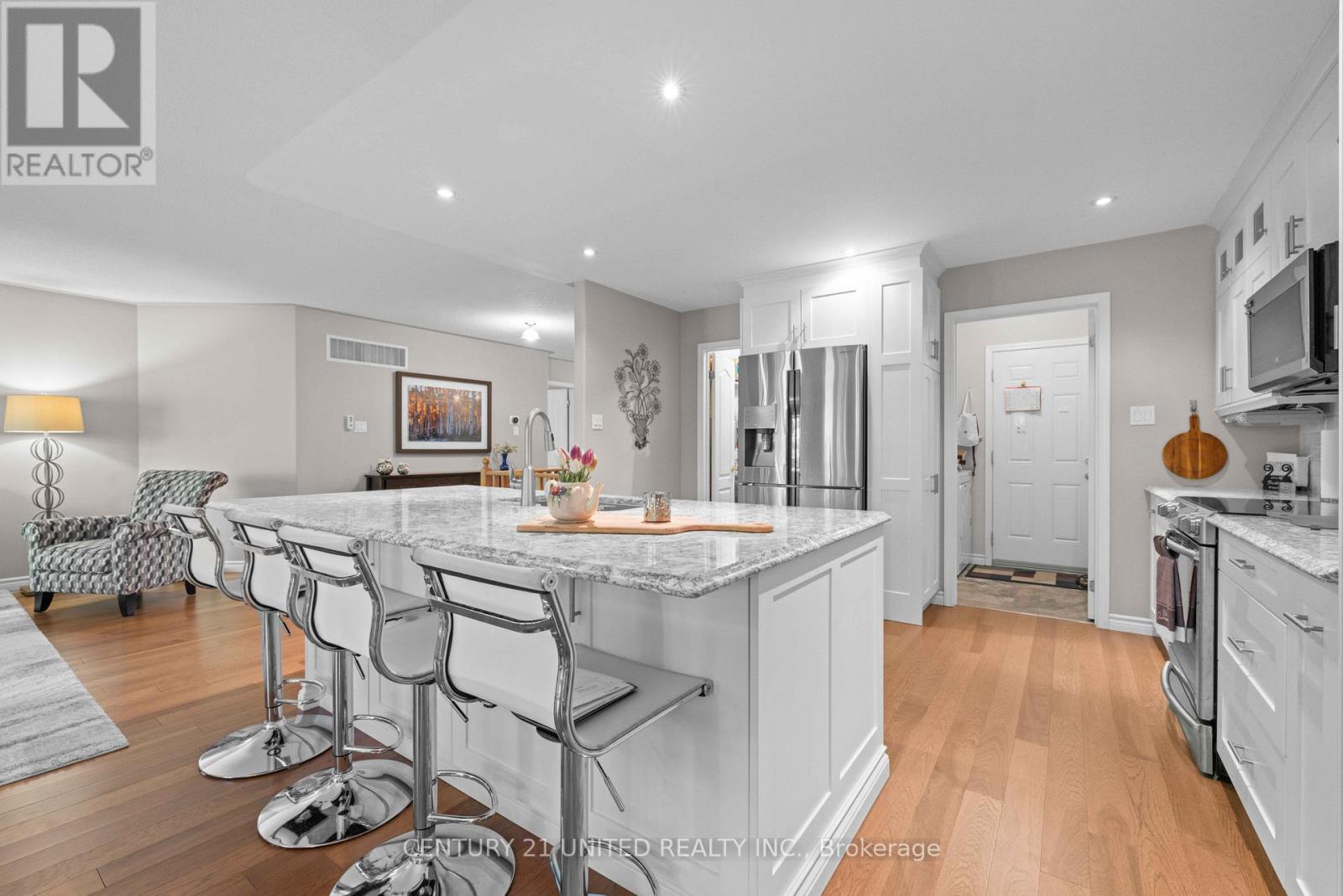 15 - 909 Wentworth Street, Peterborough West (Central), Ontario  K9J 8R7 - Photo 31 - X12229379