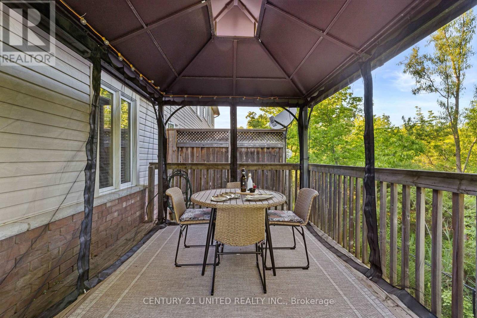 15 - 909 Wentworth Street, Peterborough West (Central), Ontario  K9J 8R7 - Photo 4 - X12229379