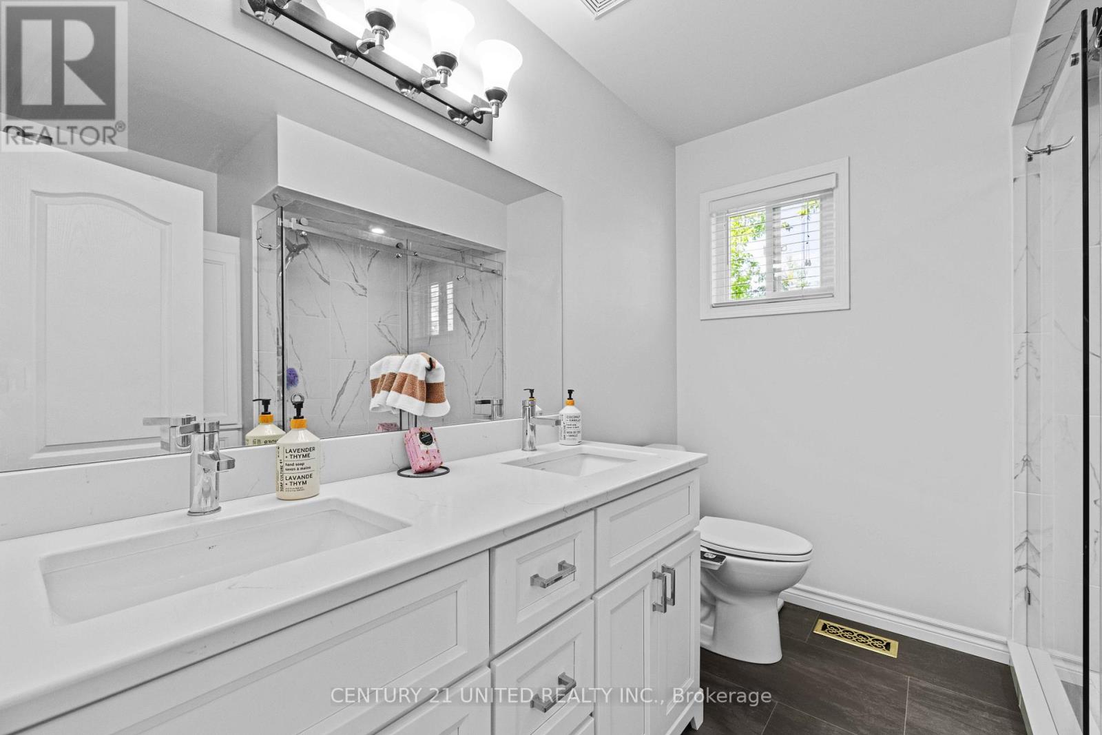 15 - 909 Wentworth Street, Peterborough West (Central), Ontario  K9J 8R7 - Photo 40 - X12229379