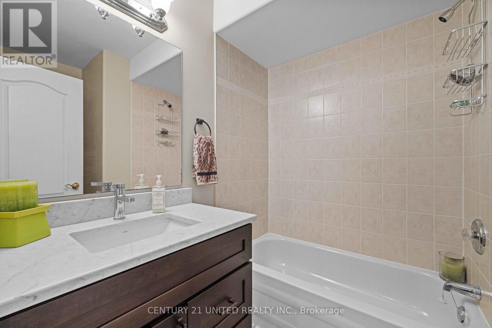 15 - 909 Wentworth Street, Peterborough West (Central), Ontario  K9J 8R7 - Photo 44 - X12229379